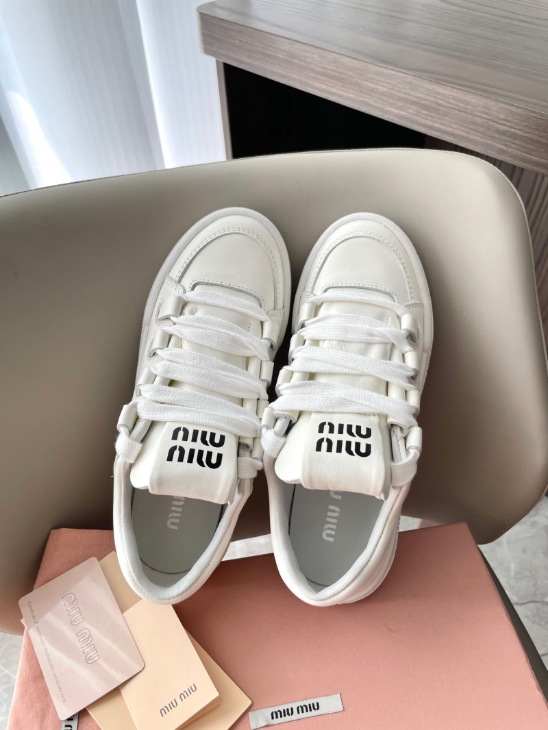 Miu Miu Casual Shoes